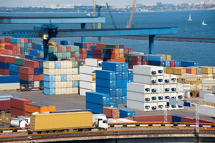 Busy port in Q4